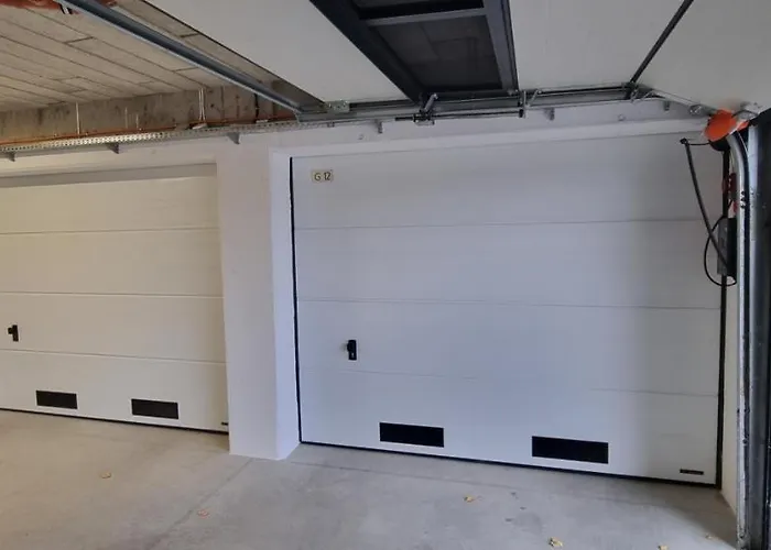 Apartment Artyleryjska 205 *